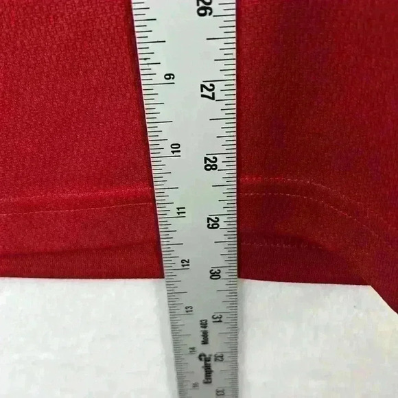 PGA Tour Men’s Polo Size XL Red Polyester Short Sleeves Christmas Golf Casual - Picture 8 of 8